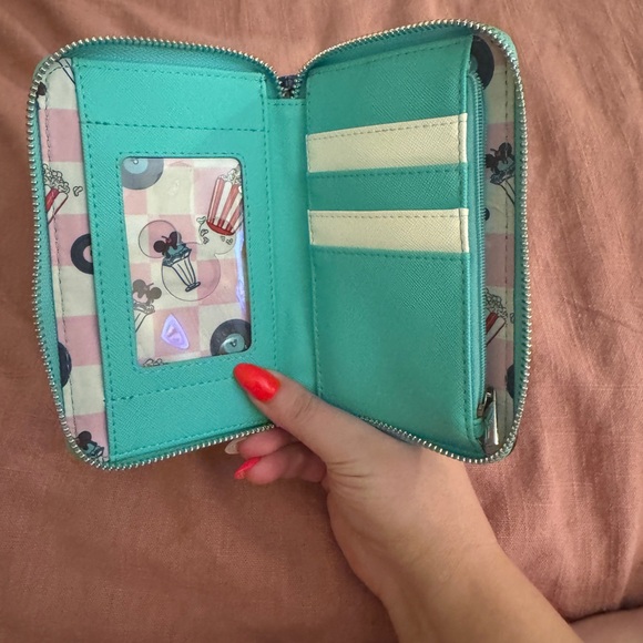 Loungefly Mickey and Minnie Mouse Wallet - Picture 4 of 4